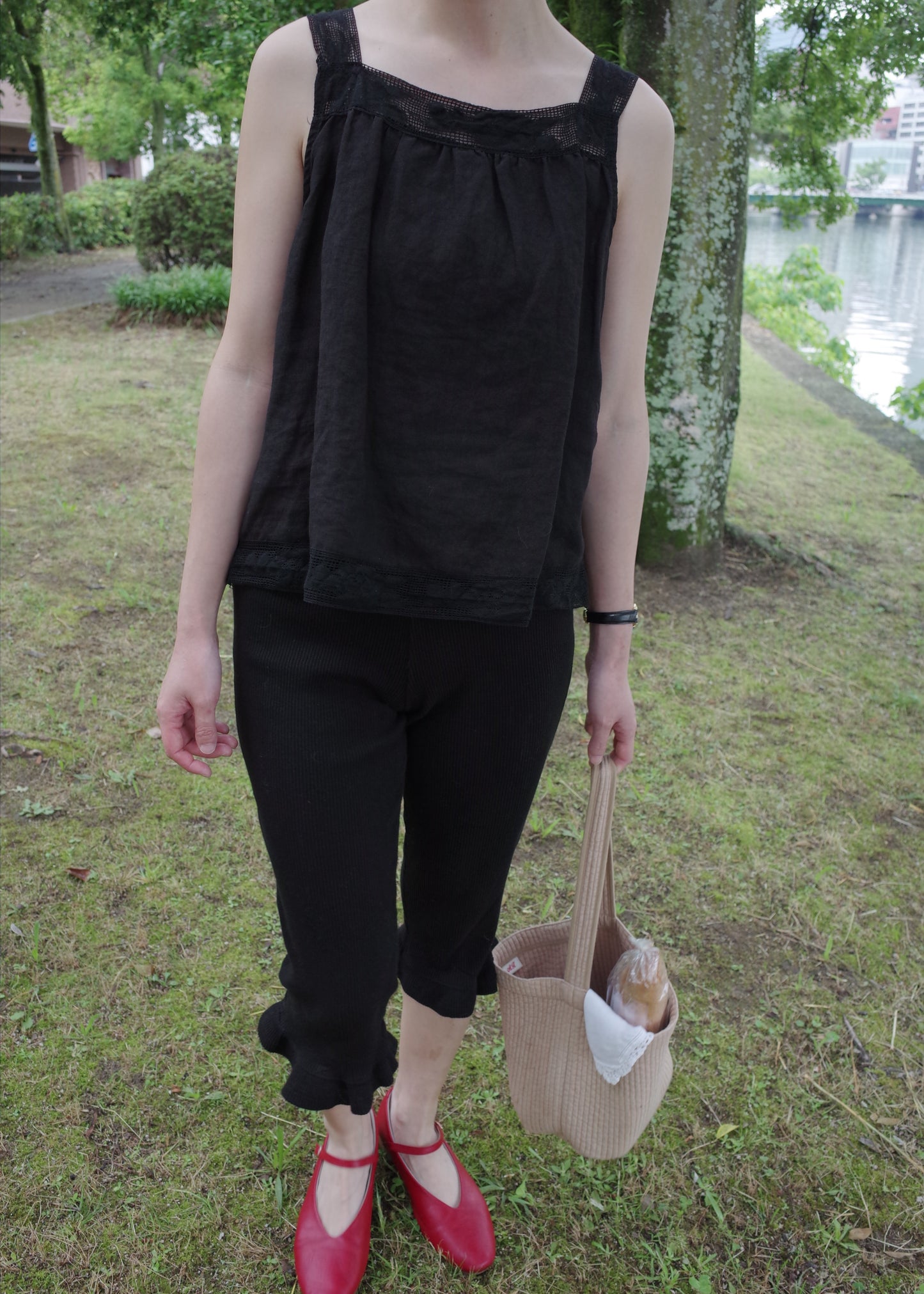 Lace Linen Camisole / Black