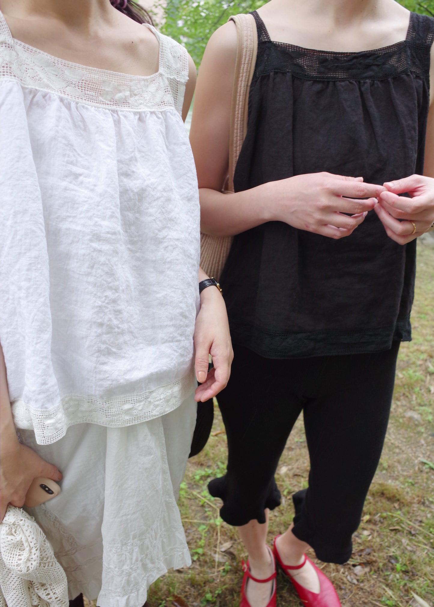 Lace Linen Camisole / Black
