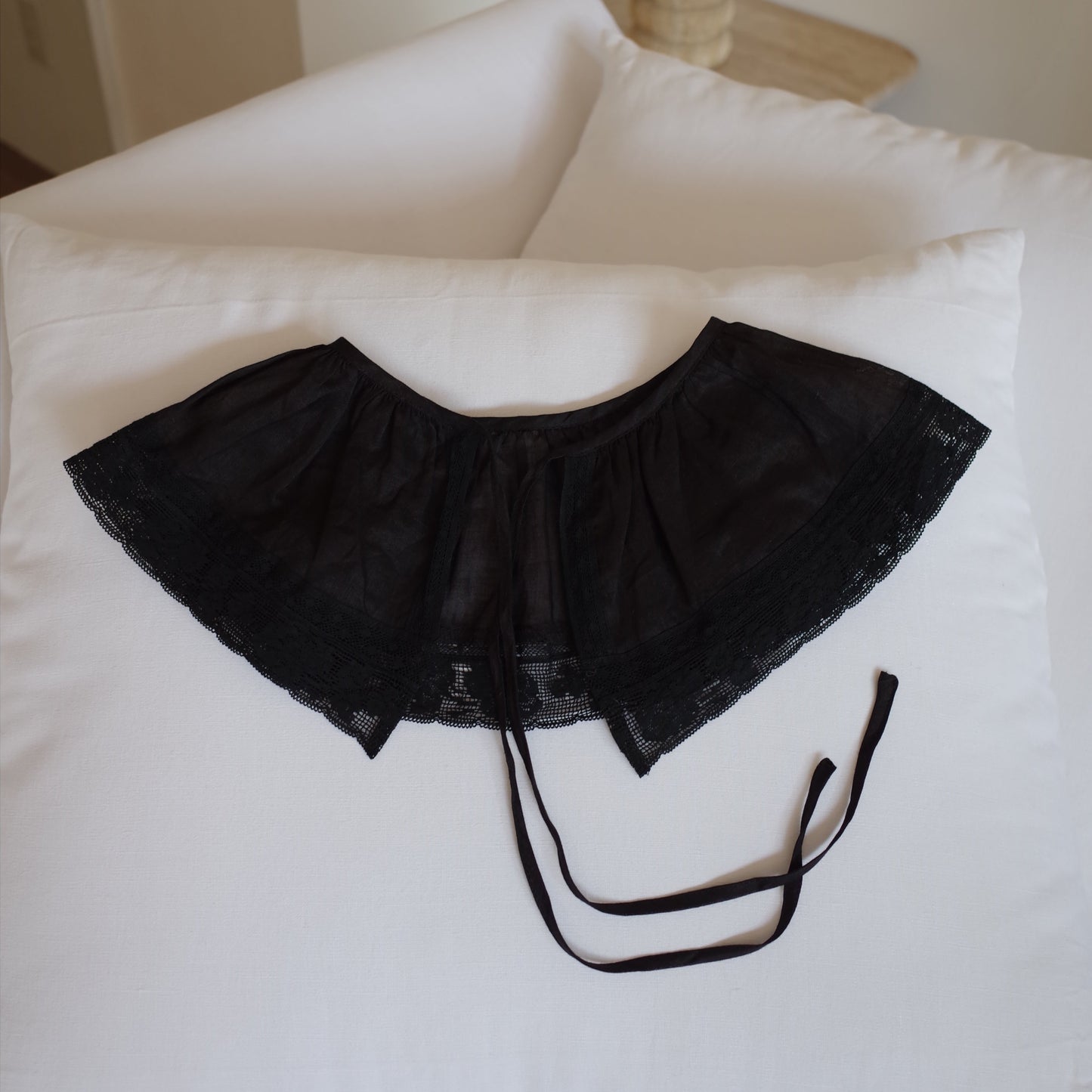 Lace Linen Collar / Black