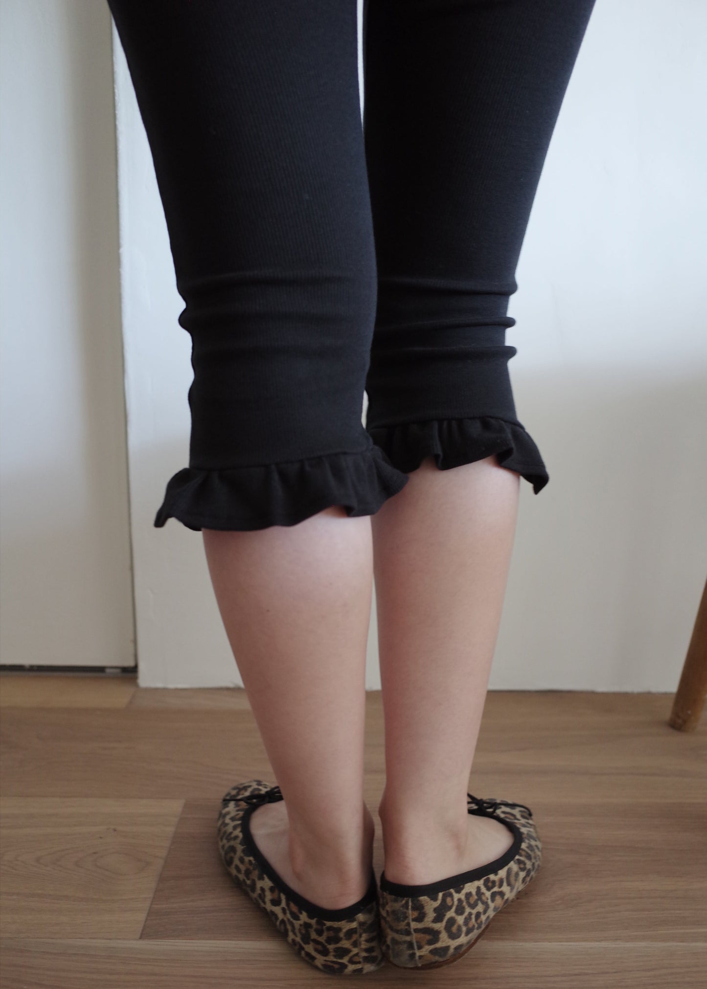 Wrap Frill Biker Leggings / Black