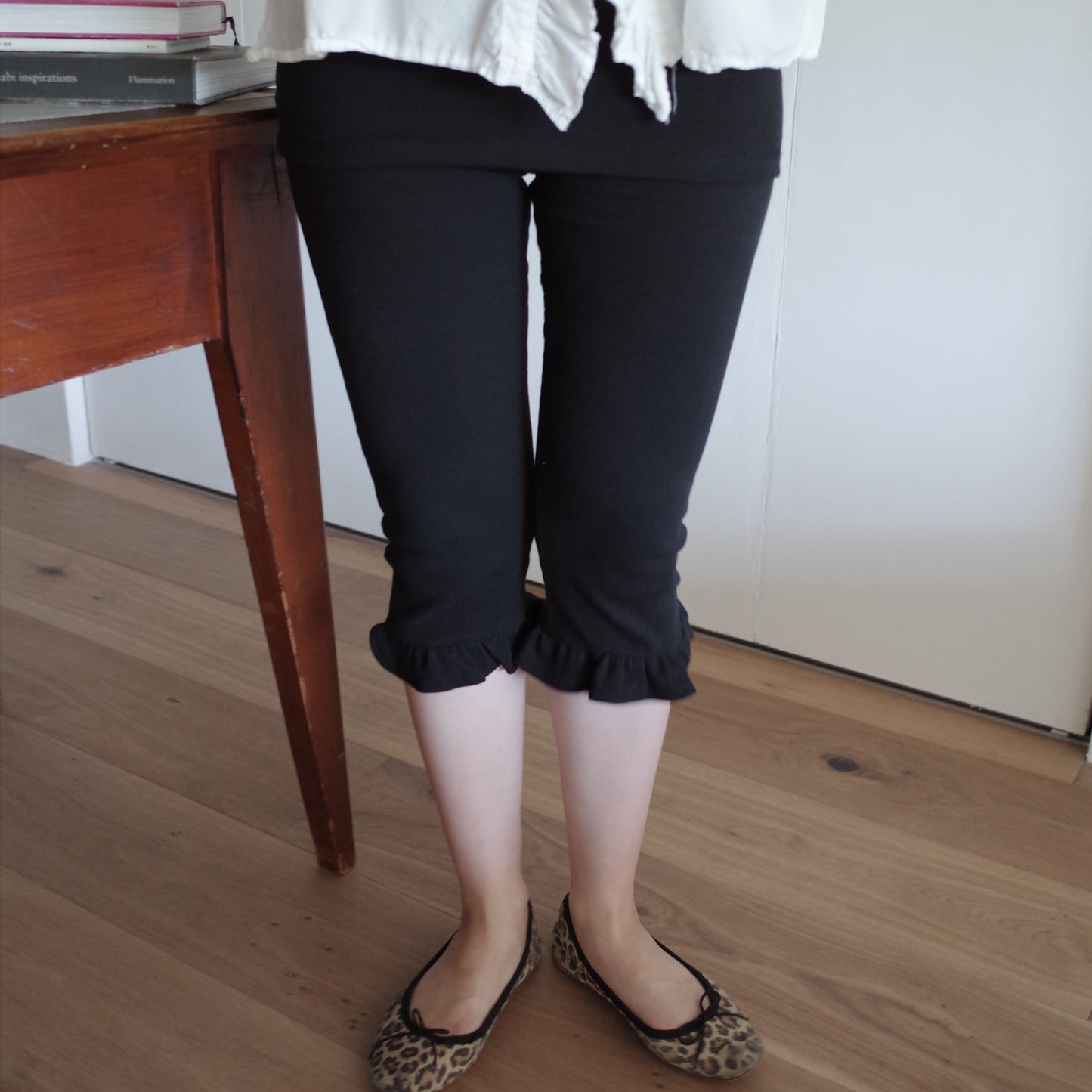 Wrap Frill Biker Leggings / Black
