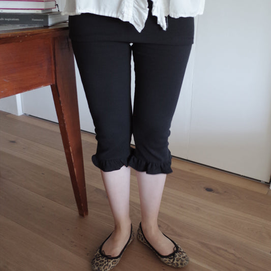 Wrap Frill Biker Leggings / Black