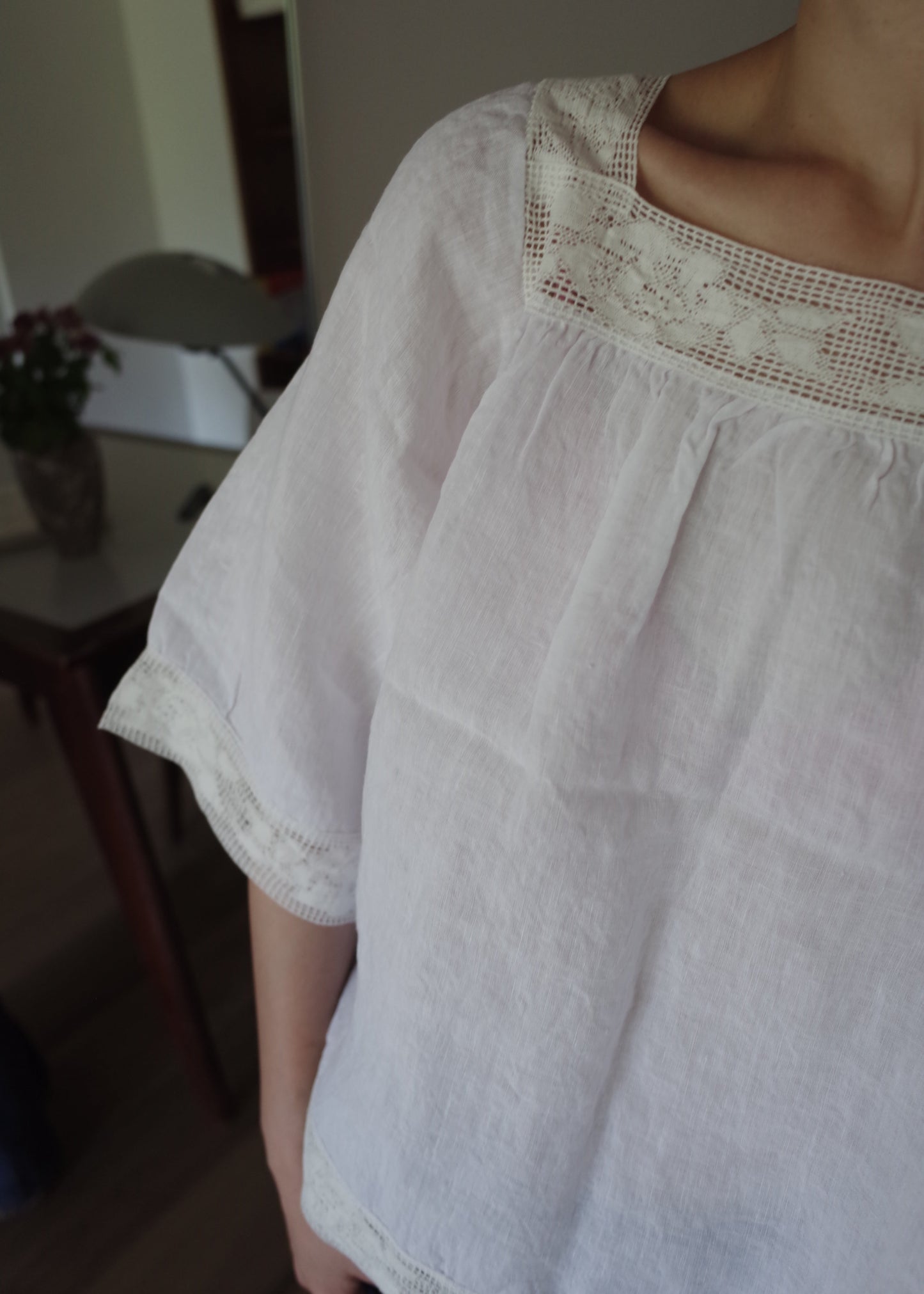 Lace Linen Tunic / White